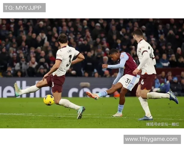 热刺在足总杯中以3-0战胜那不勒斯点球大战引发全场热烈反响